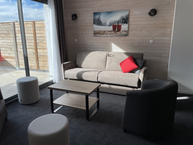 _lv_images__lot_0000000146_01_484467