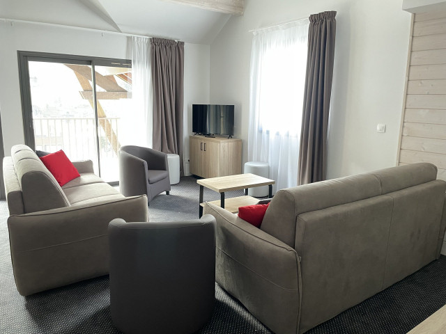 _lv_images__lot_0000000148_11_355548