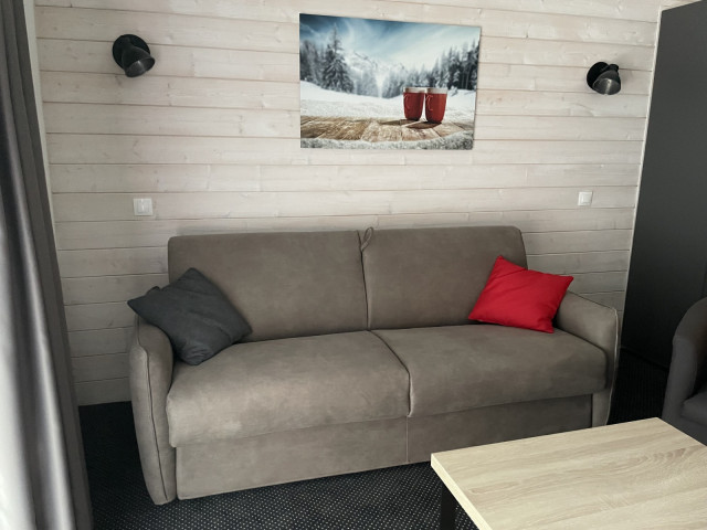 _lv_images__lot_0000000149_10_326110