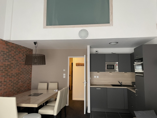 _lv_images__lot_0000000150_13_330021