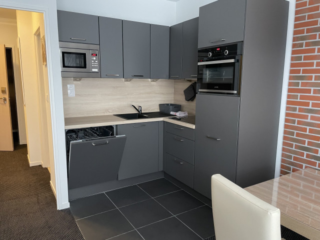 _lv_images__lot_0000000152_06_322416