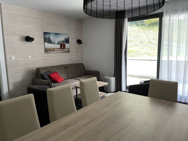 _lv_images__lot_0000000153_11_347918