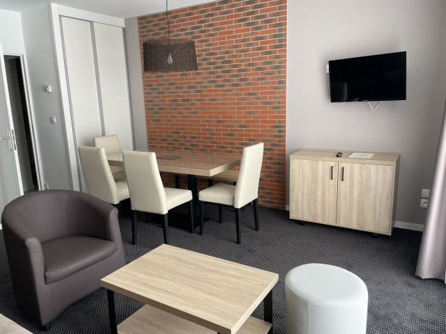 _lv_images__lot_0000000155_03_352238