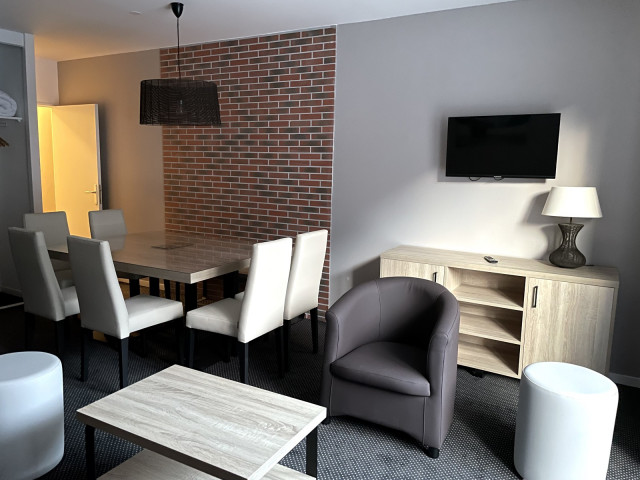 _lv_images__lot_0000000159_02_343710