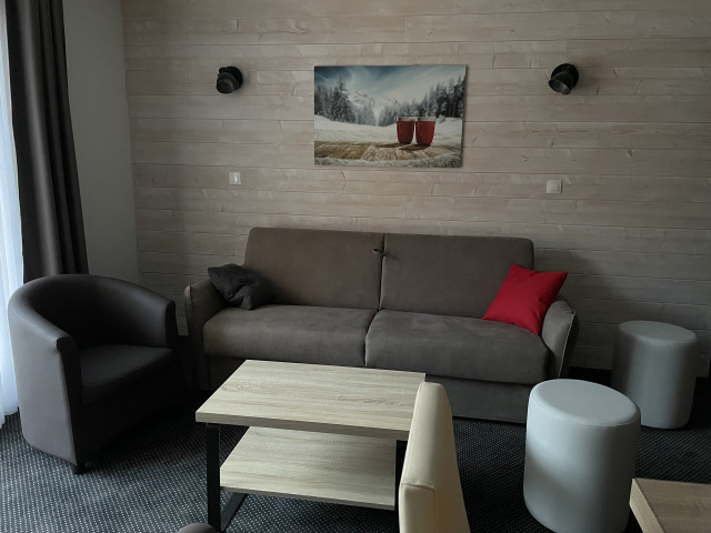 _lv_images__lot_0000000159_12_345793