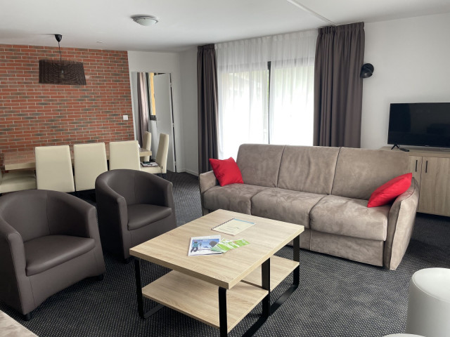 _lv_images__lot_0000000161_03_328863