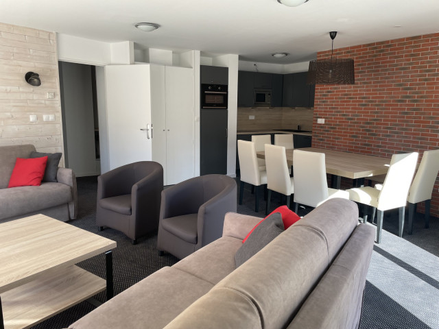 _lv_images__lot_0000000161_07_346778