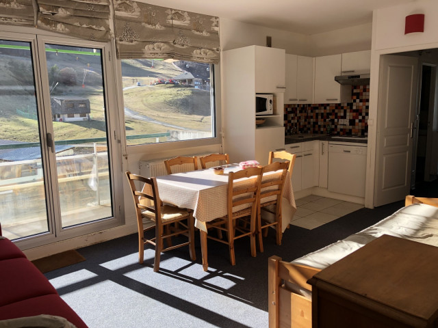 _lv_images__lot_0000000237_01_284585