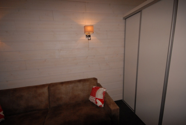 _lv_images__lot_0000000246_10_293167