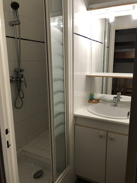 _lv_images__lot_0000000263_06_283431