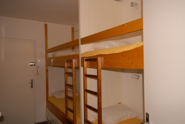 _lv_images__lot_0000000277_05_276213