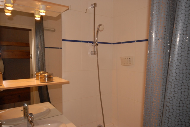 _lv_images__lot_0000000277_06_290596