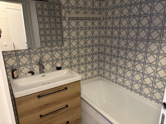 _lv_images__lot_0000000390_05_311852