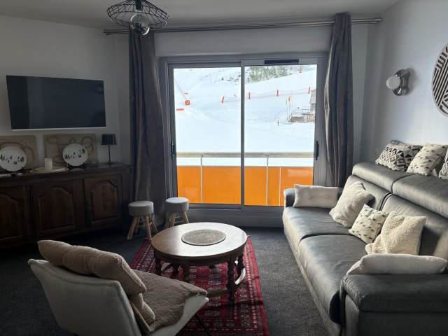 _lv_images__lot_0000000390_07_315901