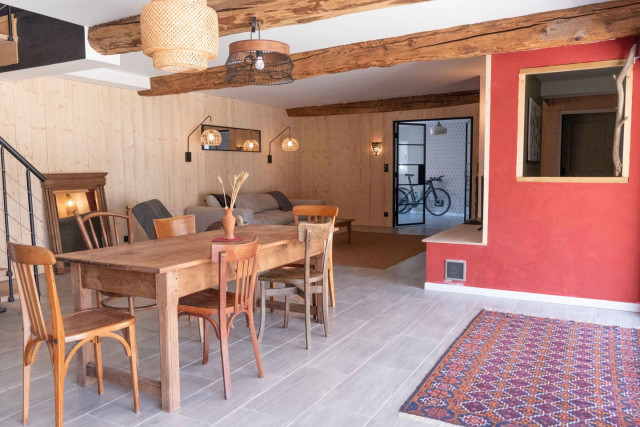 la-bergerie-de-belesten-photo-piece-a-vivre