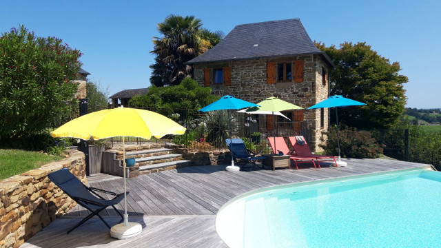 la-petite-maison-photo-piscine