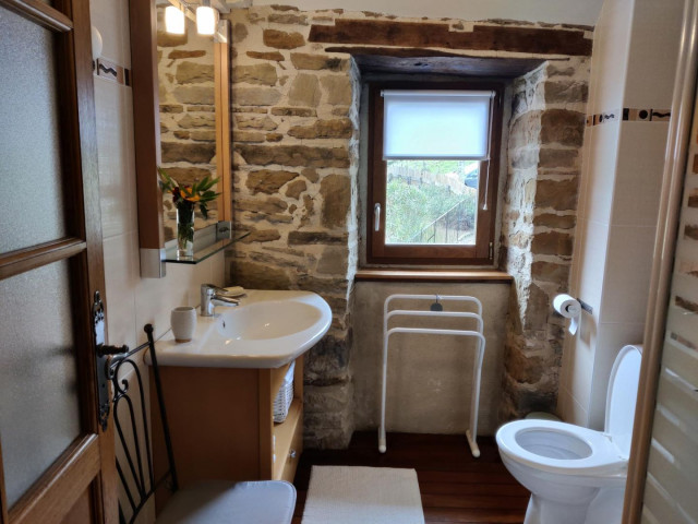 la-petite-maison-photo-salle-eau