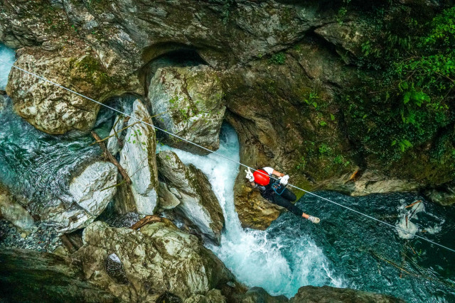 web-laruns-aventure-tyro-hourat3-jeremy-lacoste-82974