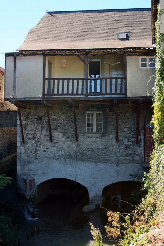 Arrière du moulin et vue sur la galerie