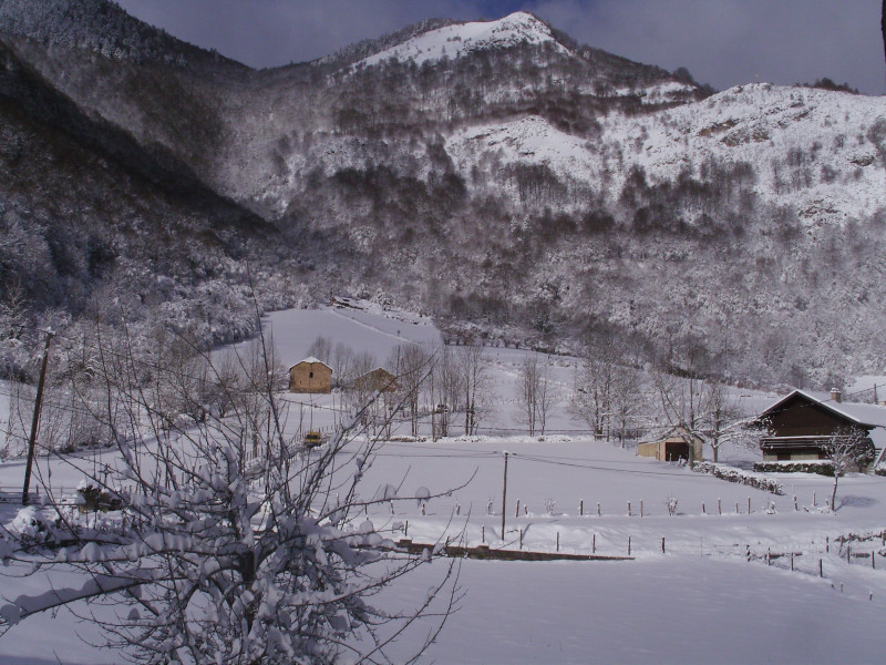 Hameau  vue sur le paysage autour du gîte