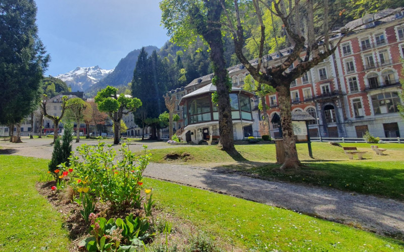 Village jardin Eaux-Bonnes ©Natmed