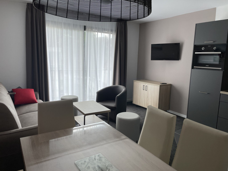 _lv_images__lot_0000000109_07_343007