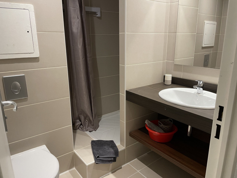 _lv_images__lot_0000000116_09_343131