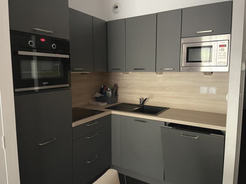 _lv_images__lot_0000000117_06_343244