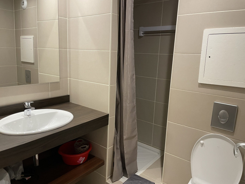 _lv_images__lot_0000000117_11_320288