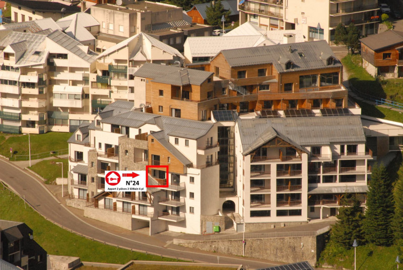 _lv_images__lot_0000000125_04_317867