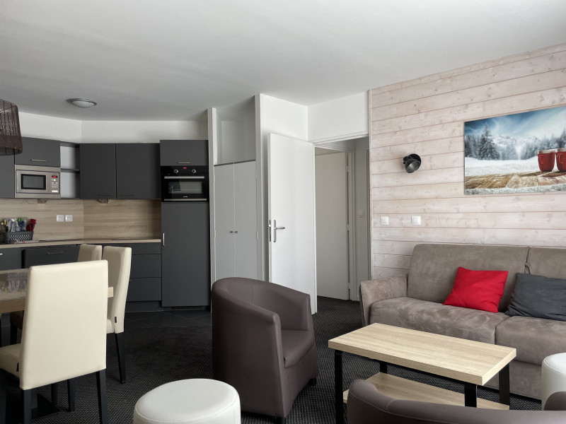 _lv_images__lot_0000000126_01_319965