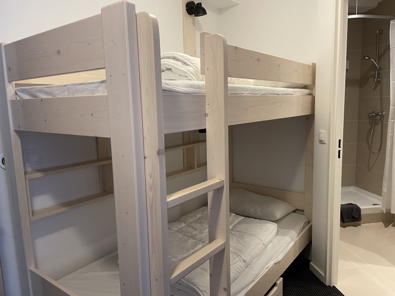 _lv_images__lot_0000000126_09_317530 _lv_images__lot_0000000126_09_317530