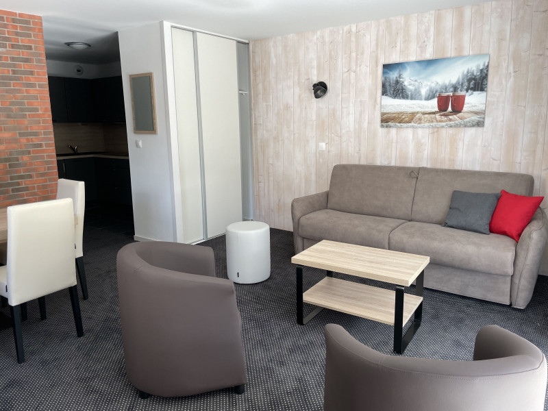 _lv_images__lot_0000000127_13_320087