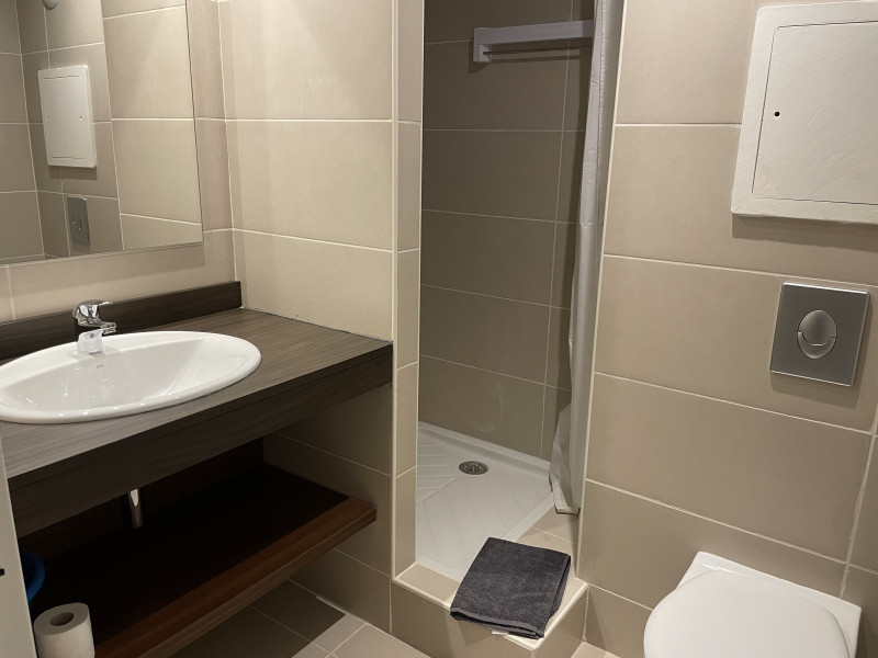 _lv_images__lot_0000000129_10_320298 _lv_images__lot_0000000129_10_320298