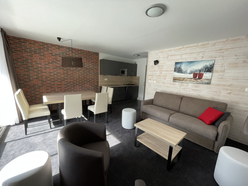 _lv_images__lot_0000000132_01_345923