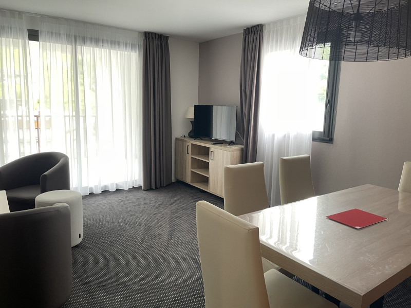 _lv_images__lot_0000000138_11_344081