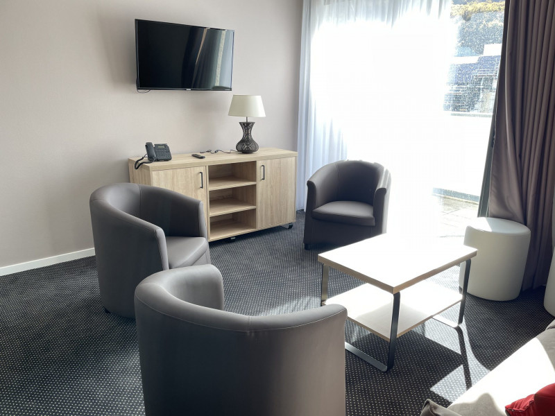 _lv_images__lot_0000000144_13_319951