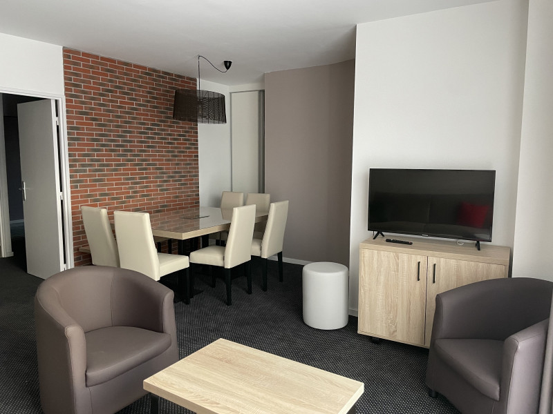 _lv_images__lot_0000000146_02_342698