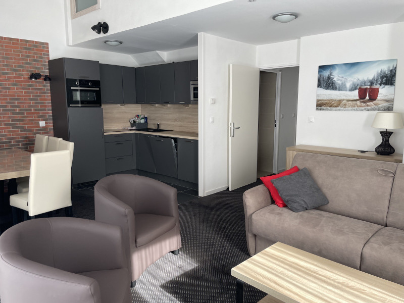 _lv_images__lot_0000000151_01_341508