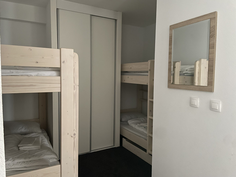 _lv_images__lot_0000000154_10_321836