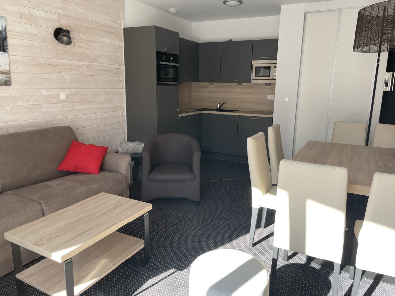 _lv_images__lot_0000000159_01_339316