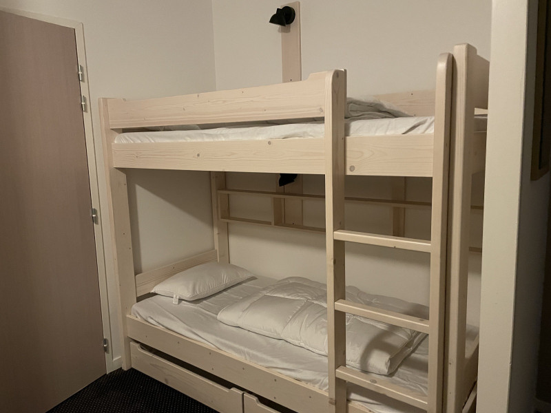 _lv_images__lot_0000000159_09_339324