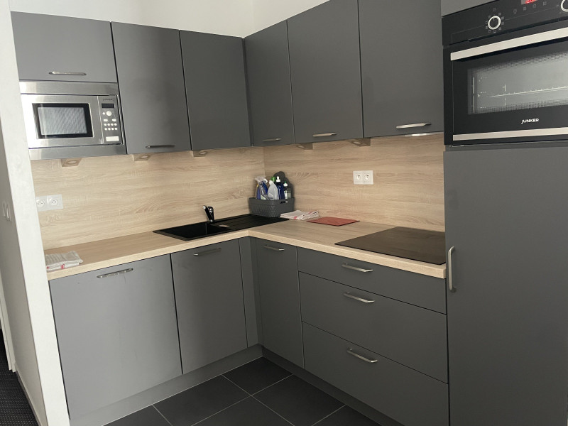 _lv_images__lot_0000000160_06_317574 _lv_images__lot_0000000160_06_317574