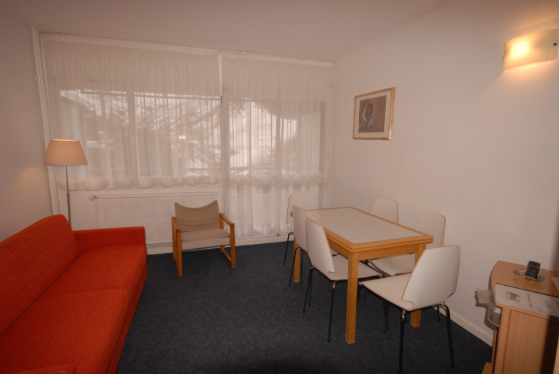 _lv_images__lot_0000000253_03_289942