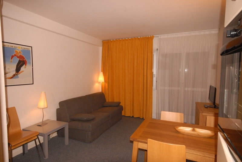 _lv_images__lot_0000000277_01_289931