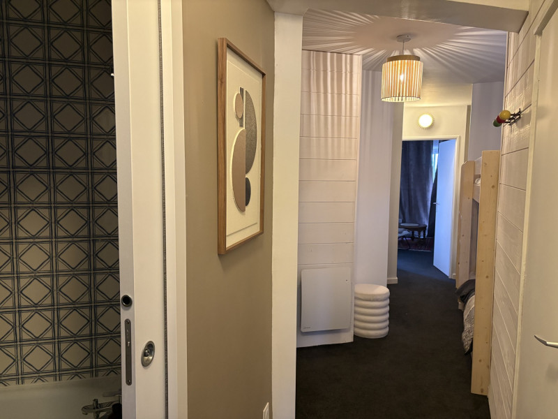 _lv_images__lot_0000000390_08_328814