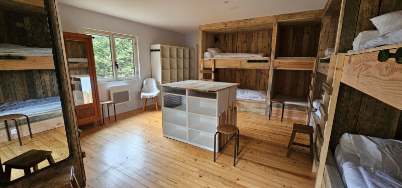 chalet-ensemble-trouv-2-407170 chalet-ensemble-trouv-2-407170